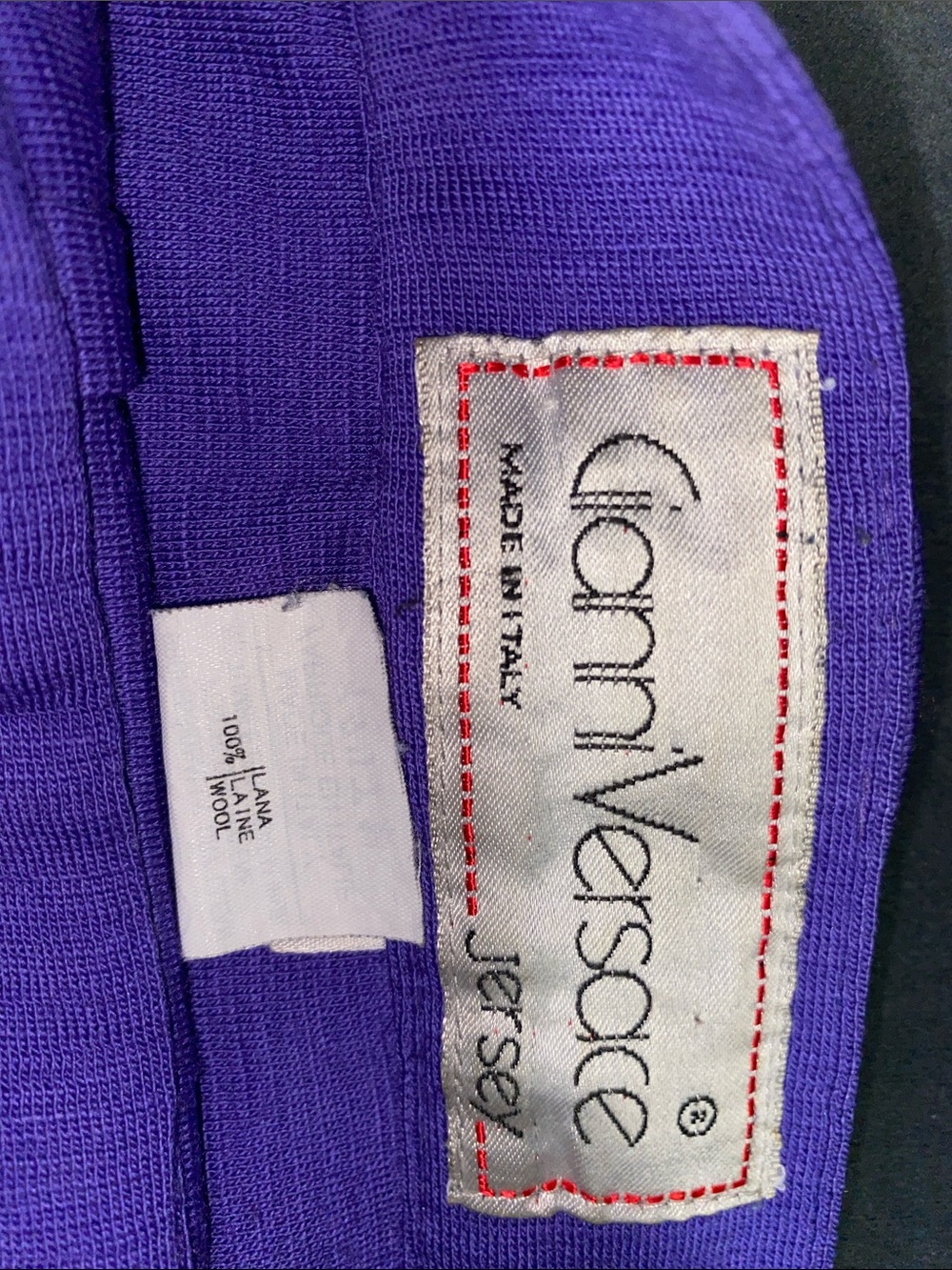 100% Italian Wool Vintage RARE Jersey line